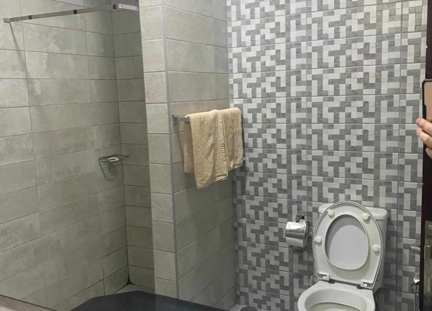 Your Delux Studio Near Airport Абу-Даби Апартаменты