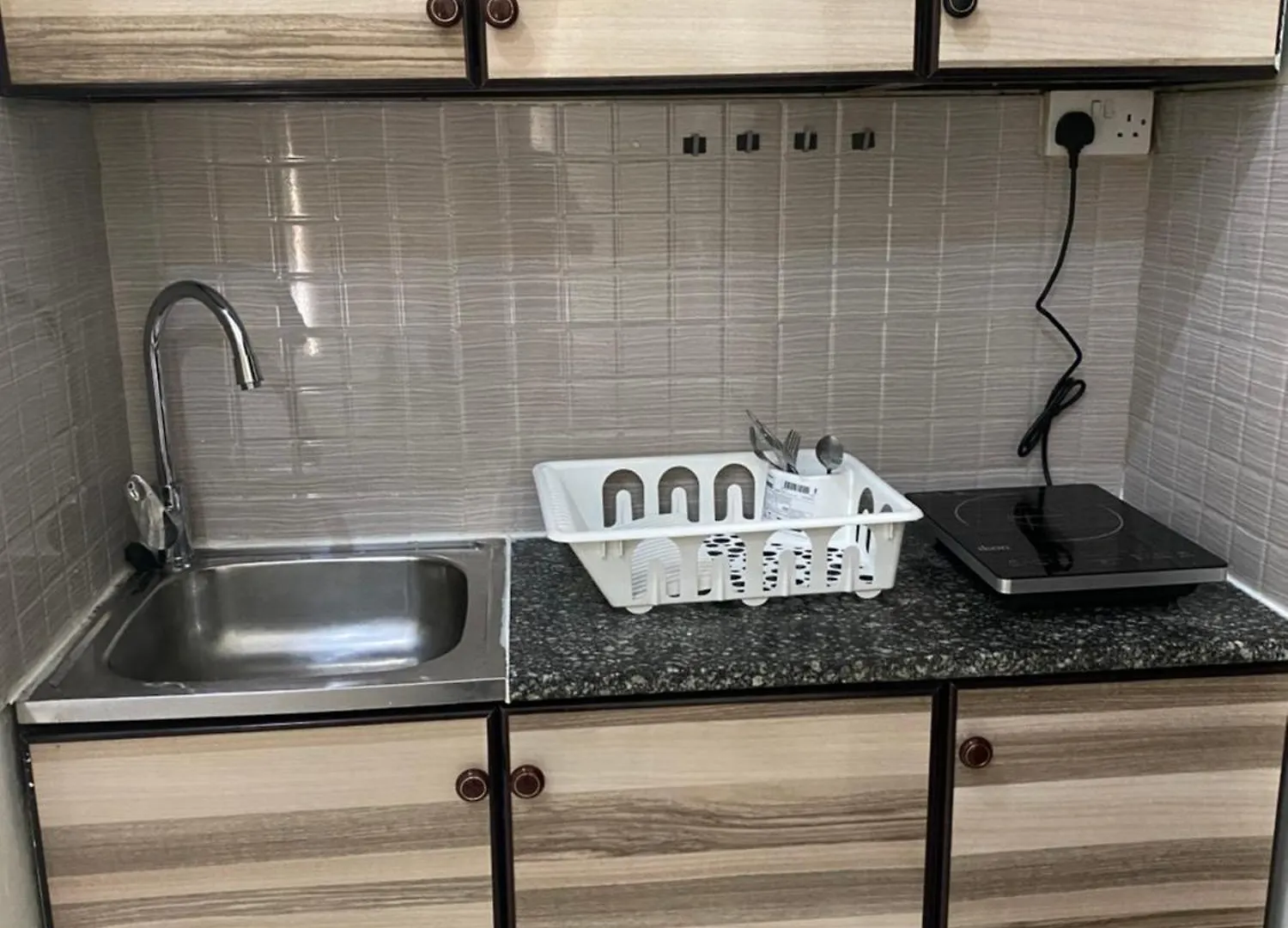 Your Delux Studio Near Airport Αμπού Ντάμπι Ηνωμένα Αραβικά Εμιράτα